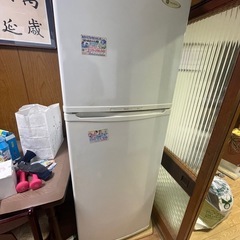 冷蔵庫あげます