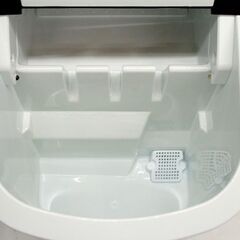 使用感少なめ！  三金商事 LIVZA 高速製氷機 ICE2200 黒 ブラック 家庭用 2020年製 約6～13分で氷ができる！氷サイズ2種類　約35cm 札幌市 平岸☆ PayPay(ペイペイ)決済可能 ☆ 札幌市 豊平区 平岸 平岸店の画像