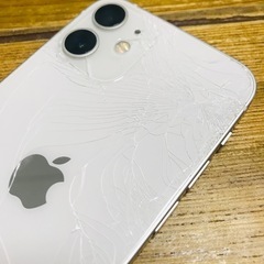 こちらのiPhone12のロック解除をしてくれる方お願いし…