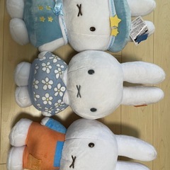 ミッフィー　ぬいぐるみ