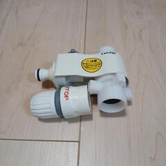 タカギ(takagi) 全自動洗濯機用分岐栓(SK) 全自動洗濯機から散水用に分水 QF490SKの画像