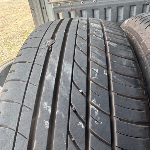 バリ山　YOKOHAMA PARADA RA03 215/60R17C  109/107s 夏タイヤ　2023年製　17インチ