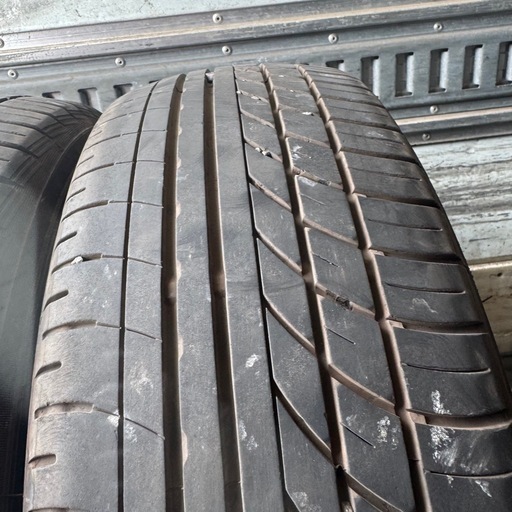 バリ山　YOKOHAMA PARADA RA03 215/60R17C  109/107s 夏タイヤ　2023年製　17インチ