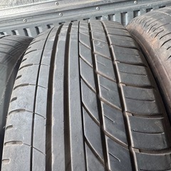 バリ山　YOKOHAMA PARADA RA03 215/60R17C  109/107s 夏タイヤ　2023年製　17インチの画像