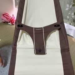 ベビービョルンバウンサー　　哺乳瓶消毒器セット