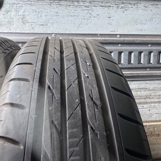 バリ山　BRIDGESTONE ブリヂストン　ブリジストン　　NEXTRY 195/65R15 夏タイヤ　2022年製　15インチ
