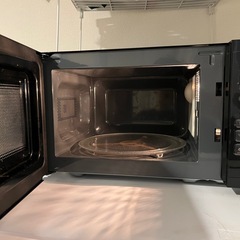 電子レンジ　アイリスオーヤマ　2023年製　黒の画像