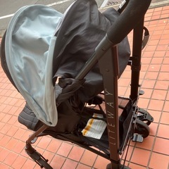 ベビーカーの画像