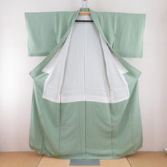 色無地 袷 ライトグリーン 一つ紋 抱き沢瀉紋 バチ衿 正絹 仕立て上がり 身丈157cm 【キモノオフ野々市若松店】の画像
