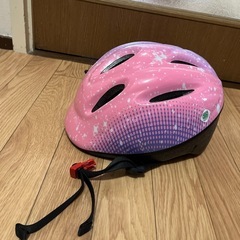 ヘルメット

