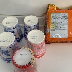 即席カップ麺他セットの画像