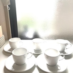 ティーカップ＆ソーサー 5客セット（箱付き）の画像