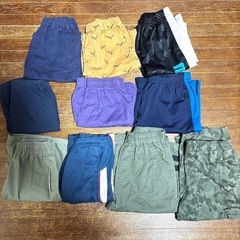✿.子供服　130〜140㎝　ズボンセット売りの画像