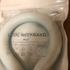 最終お値下げ😊 クールネック(新品未使用✨)の画像