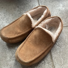 ugg モカシン　27cm