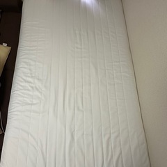 セミダブルベッド　【無印良品】足付きマットレスの画像