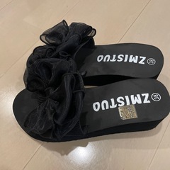リボンサンダルの画像