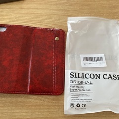 iPhone se 手帳型ケースの画像