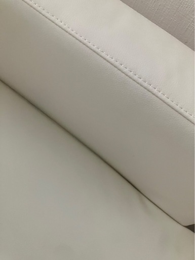 【決まりました！】ニトリ　傷・汚れに強い合成皮革 コンパクトポケットコイルカウチソファ　アイボリー 