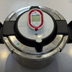ティファール　圧力鍋６Ｌ　タイマー付き