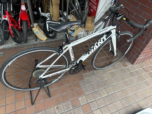 GIANT （DEFY） 2×9speed SORA 補助ブレーキ付き ホワイト