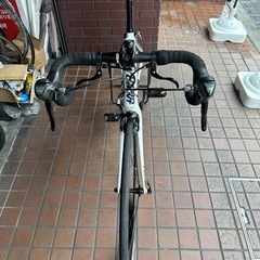 GIANT  （DEFY）  2×9speed　SORA　補助ブレーキ付き　ホワイトの画像