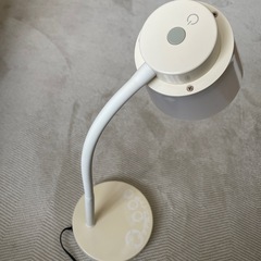 LED 調光式デスクランプ　の画像