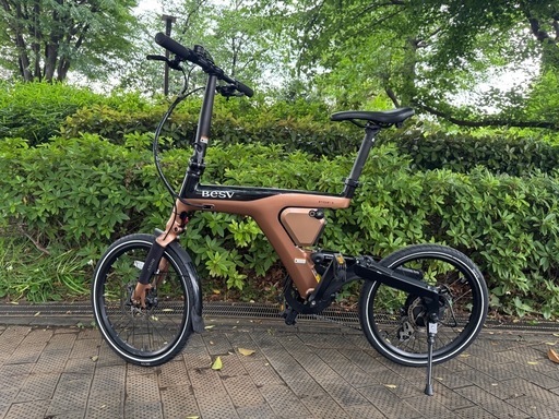 BESV PSF1 電動アシスト自転車 ★キャリーケース、フェンダー付 ゴールド BESV PSF1 電動アシスト自転車 ☆ハードケース、フェンダー付