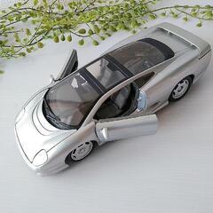 車のおもちゃ／車のオブジェの画像