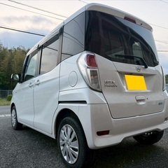 アラウンドビューモニター付き☆26年式☆月々1万円〜分割払い可❗️ 車検2年付き！【名義変更代込み】大人気☆日産 デイズルークス☆HDDナビ付き☆走行中DVD見れます☆ETC付き☆バックカメラ付き♪アラウンドビューモニター！電動スライドドア☆ドラレコ付き☆スマートキー☆事故修復歴無し☆フルオートエアコンそのまま乗って帰れます❗️の画像