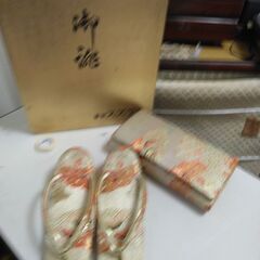 無料譲渡！和装セット（バッグ＆草履）