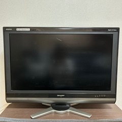 32型　SHARP AQUOS 液晶カラーテレビ　2010年製