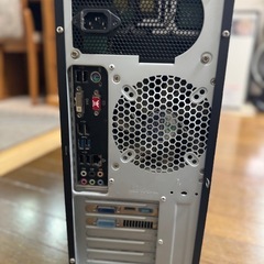 ゲーミングPCケース（FRONTIA）の画像