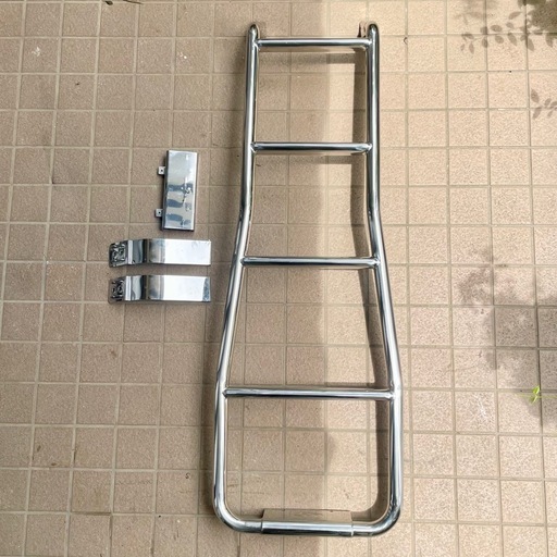 ガナドール リアラダー デリカD5