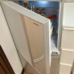 【一旦受付中止】冷蔵庫 シャープ製 2017年の画像