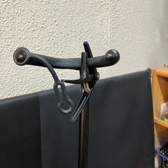 KIKUTANI ギタースタンドとメーカー不明のギタースタンド２本セットの画像