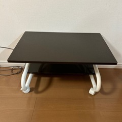 パソコンテーブル