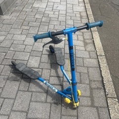 三輪スクーター