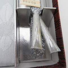 帯締め・帯揚げセット 法事用 灰色 箱付き 絹 和装小物 【キモノオフ野々市若松店】の画像
