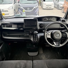 令和3年NBOXカスタム　34,453km 車検　9年／4月の画像