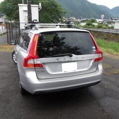 後期モデル！　ボルボV70　T4　走行少５．９万キロ☆彡　充実装備♩　車検満タン令和９年５月まで！！の画像