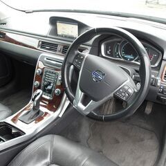 後期モデル！　ボルボV70　T4　走行少５．９万キロ☆彡　充実装備♩　車検満タン令和９年５月まで！！の画像
