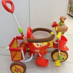 41/705 ジョイパレット おでかけ三輪車 アンパンマン号【モノ市場 知立店】の画像
