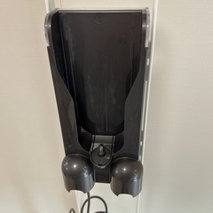dyson 充電タワーの画像
