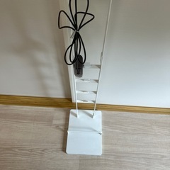 dyson 充電タワーの画像