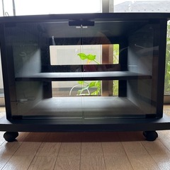 テレビ台
