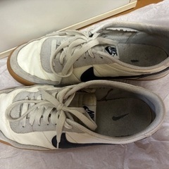 NIKE スニーカーの画像