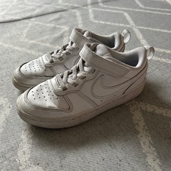 NIKE キッズスニーカーの画像