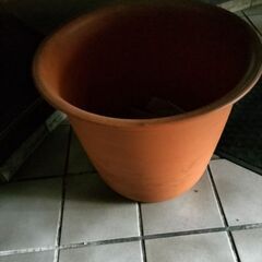 鉢入れ　プラスチックの画像