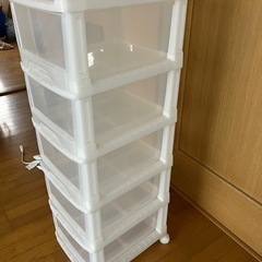 プラ引き出し5段　キャスター付きの画像